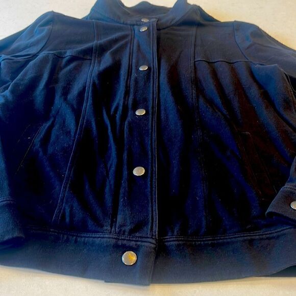 Eileen Fisher women’s jacket size Med. excellent shape, pockets, zip and snap. - Picture 1 of 9